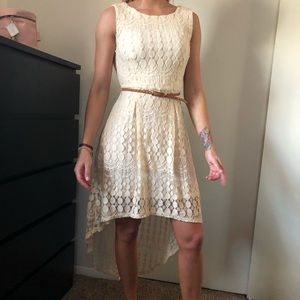 Women’s lace hi/low dress with belt